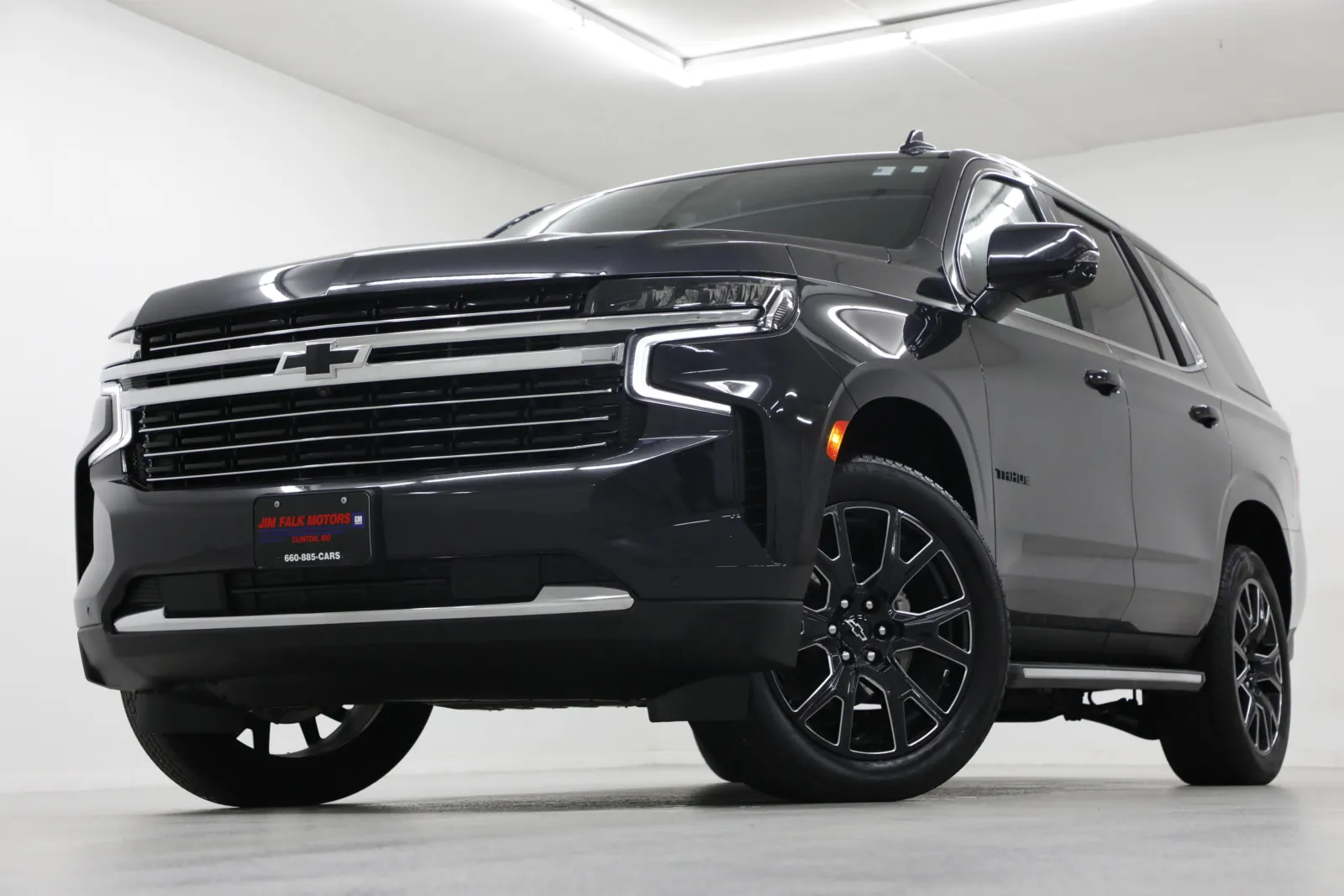 Gray 2024 Chevrolet Tahoe LT for sale in Clinton, MO