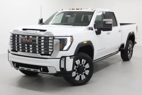 More photos of 2026 GMC Sierra 2500HD Denali at Jim Falk Motors, MO