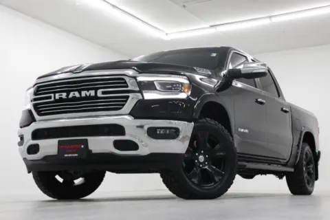 Black 2019 Ram 1500 Laramie for sale in Clinton, MO