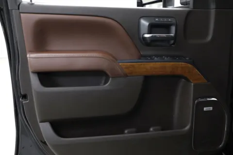 Photos of 2019 Chevrolet Silverado 3500HD DRW High Country for sale in Clinton, MO at Jim Falk Motors