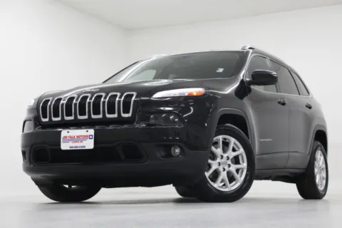 Black 2018 Jeep Cherokee Latitude for sale in Clinton, MO