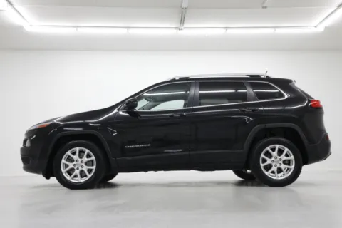 Another view of 2018 Jeep Cherokee Latitude for sale in Clinton, MO at Jim Falk Motors