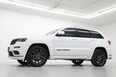 Photos of 2019 Jeep Grand Cherokee High Altitude for sale in Clinton, MO at Jim Falk Motors