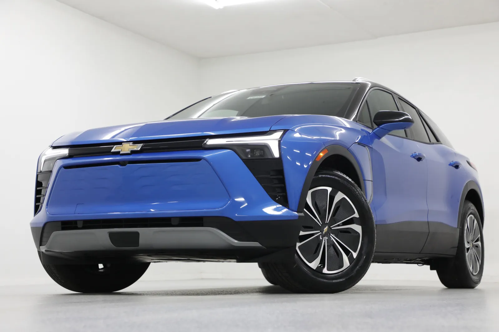 2026 Chevrolet Blazer EV LT's photo