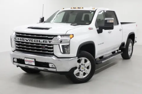 More photos of 2022 Chevrolet Silverado 2500HD LTZ at Jim Falk Motors, MO