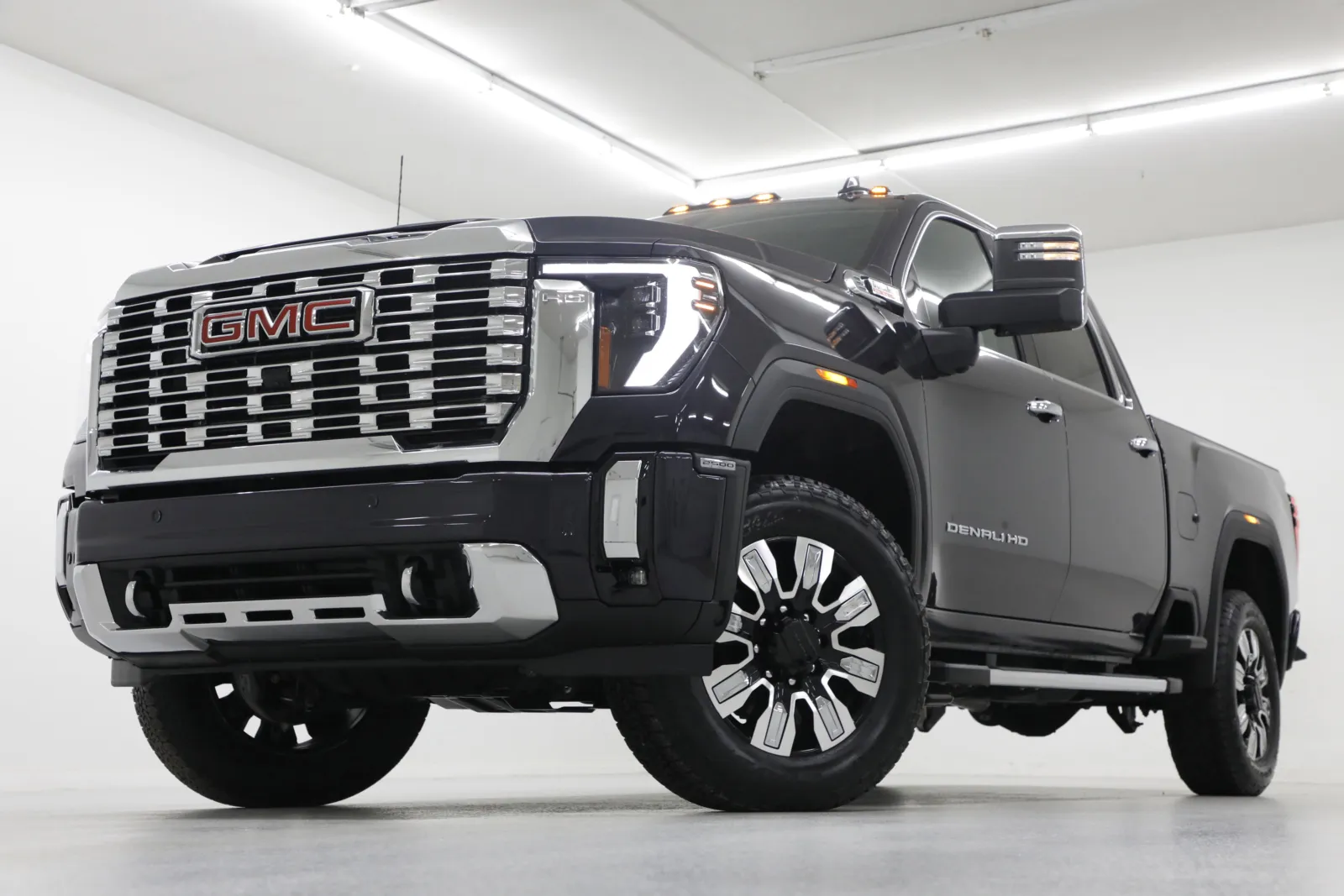 2026 GMC Sierra 2500HD Denali's photo