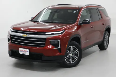 More photos of 2024 Chevrolet Traverse AWD LT at Jim Falk Motors, MO