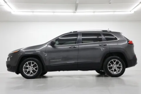 Another view of 2018 Jeep Cherokee Latitude Plus for sale in Clinton, MO at Jim Falk Motors