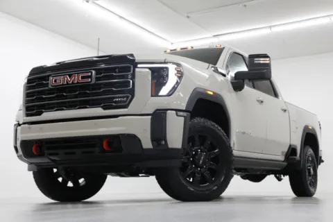 White 2026 GMC Sierra 2500HD AT4 for sale in Clinton, MO