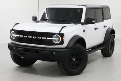 More photos of 2022 Ford Bronco Wildtrak at Jim Falk Motors, MO