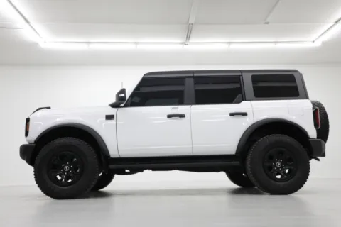 Another view of 2022 Ford Bronco Wildtrak for sale in Clinton, MO at Jim Falk Motors