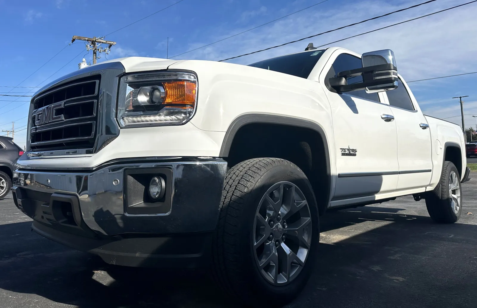 2015 GMC Sierra 1500 SLT's photo