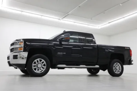 Photos of 2016 Chevrolet Silverado 2500HD LT for sale in Clinton, MO at Jim Falk Motors