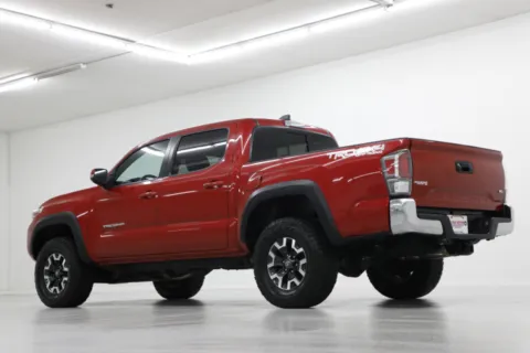 More photos of 2021 Toyota Tacoma TRD Off Road at Jim Falk Motors, MO