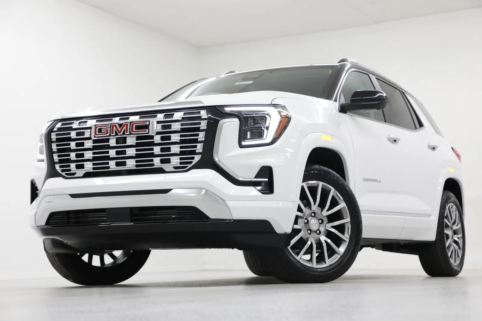 2026 GMC Terrain Denali's photo