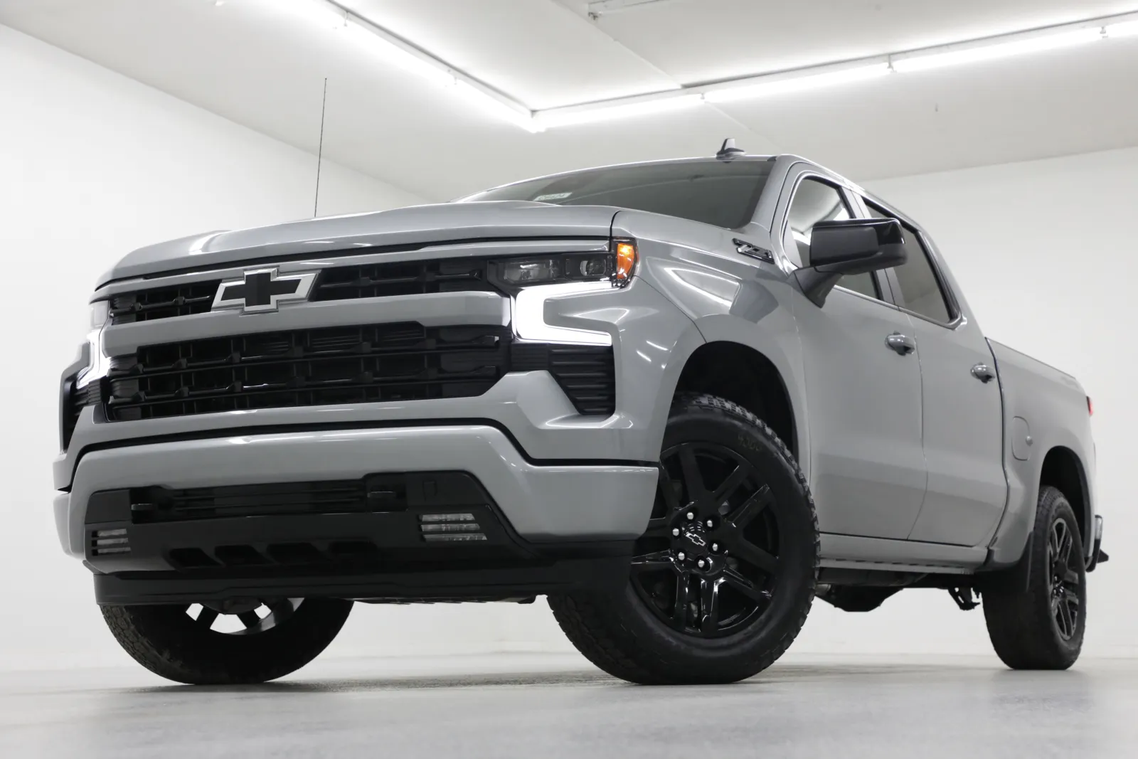 Gray 2026 Chevrolet Silverado 1500 RST for sale in Clinton, MO