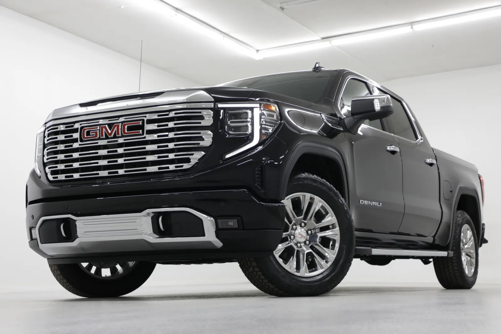 2026 GMC Sierra 1500 Denali's photo