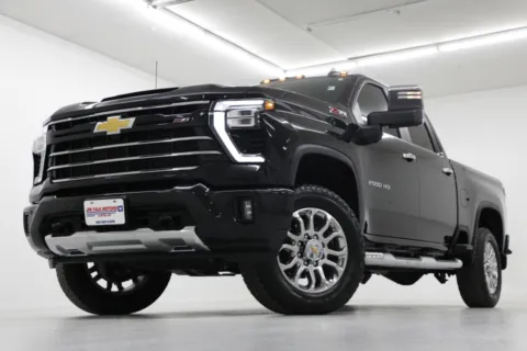 Black 2025 Chevrolet Silverado 2500HD LT for sale in Clinton, MO