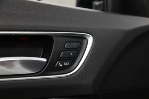 More photos of 2019 Acura TLX 3.5L Technology Pkg w/A-Spec Pkg at Jim Falk Motors, MO