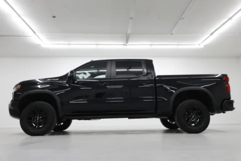 Another view of 2022 Chevrolet Silverado 1500 ZR2 for sale in Clinton, MO at Jim Falk Motors