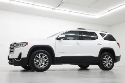 Photos of 2022 GMC Acadia SLT for sale in Clinton, MO at Jim Falk Motors