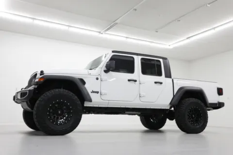 Photos of 2025 Jeep Gladiator Sport S for sale in Clinton, MO at Jim Falk Motors