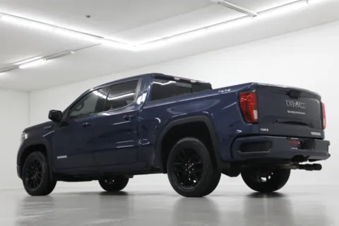 More photos of 2020 GMC Sierra 1500 Elevation at Jim Falk Motors, MO