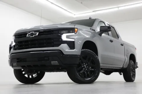 Gray 2026 Chevrolet Silverado 1500 LT Trail Boss for sale in Clinton, MO