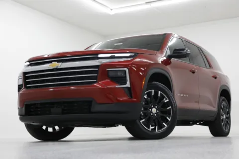 Red 2026 Chevrolet Traverse AWD LT for sale in Clinton, MO