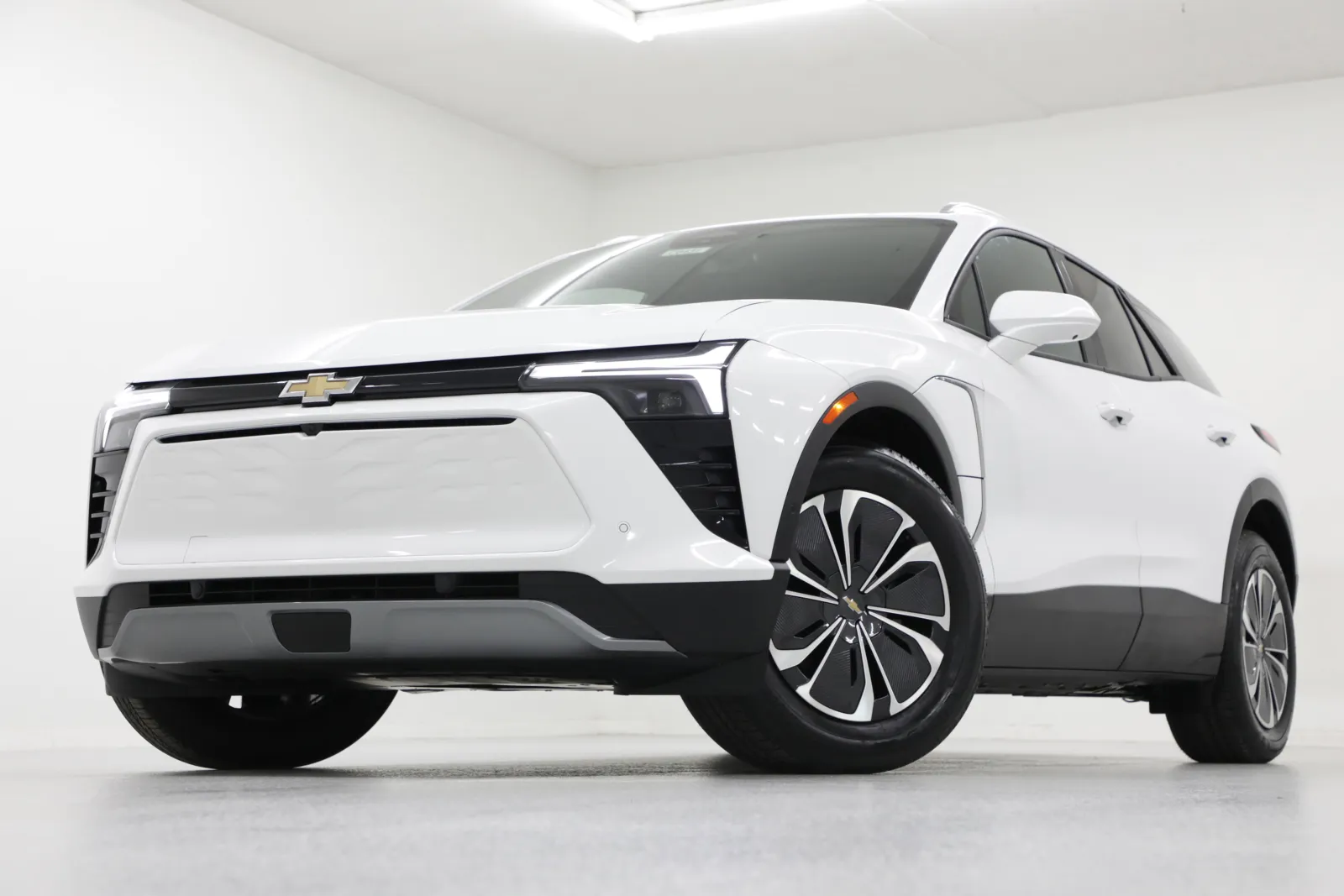 2026 Chevrolet Blazer EV LT's photo