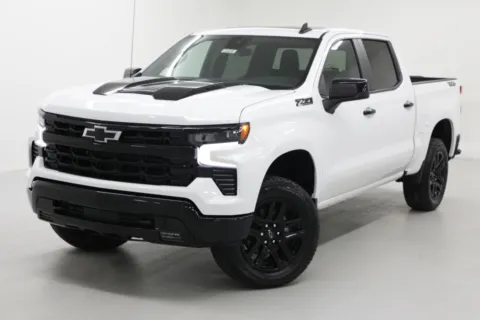 More photos of 2026 Chevrolet Silverado 1500 LT Trail Boss at Jim Falk Motors, MO
