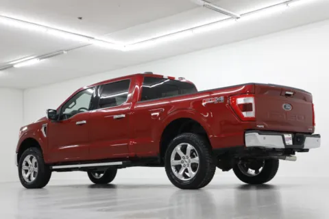More photos of 2023 Ford F-150 LARIAT at Jim Falk Motors, MO