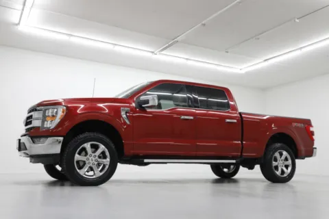 Photos of 2023 Ford F-150 LARIAT for sale in Clinton, MO at Jim Falk Motors