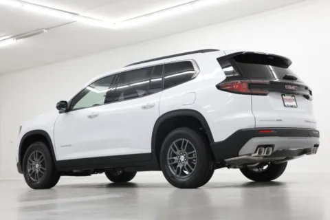 More photos of 2026 GMC Acadia AWD Elevation at Jim Falk Motors, MO