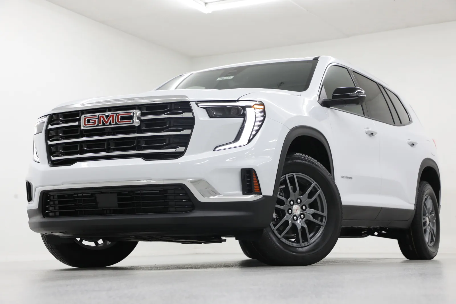 2026 GMC Acadia Elevation's photo