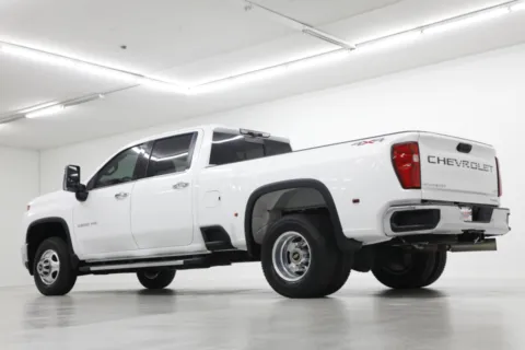 More photos of 2021 Chevrolet Silverado 3500HD DRW LTZ at Jim Falk Motors, MO