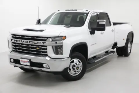 More photos of 2021 Chevrolet Silverado 3500HD DRW LTZ at Jim Falk Motors, MO