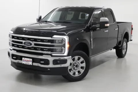 More photos of 2023 Ford Super Duty F-250 SRW LARIAT at Jim Falk Motors, MO