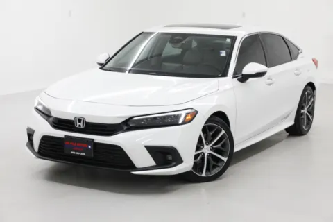 More photos of 2022 Honda Civic Sedan Touring at Jim Falk Motors, MO
