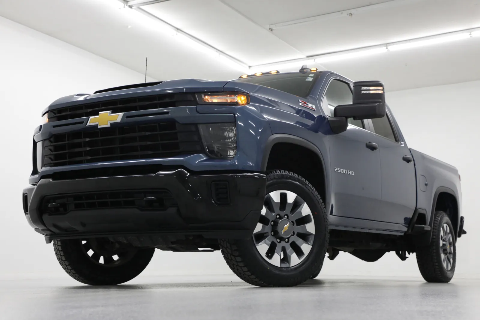 2024 Chevrolet Silverado 2500HD Custom's photo