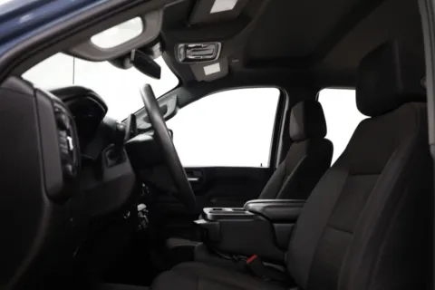 More photos of 2024 Chevrolet Silverado 2500HD Custom at Jim Falk Motors, MO