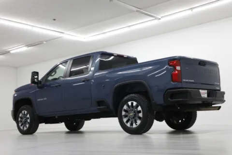 More photos of 2024 Chevrolet Silverado 2500HD Custom at Jim Falk Motors, MO