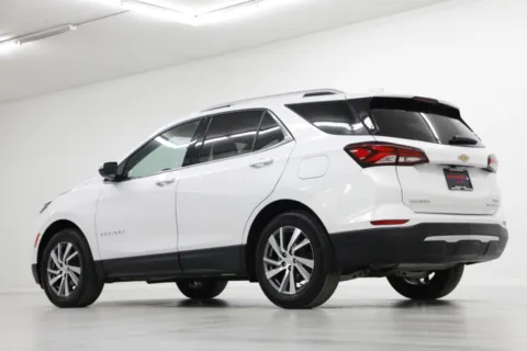 More photos of 2023 Chevrolet Equinox Premier at Jim Falk Motors, MO