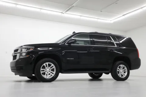 Photos of 2019 Chevrolet Tahoe LT for sale in Clinton, MO at Jim Falk Motors