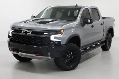 More photos of 2024 Chevrolet Silverado 1500 ZR2 at Jim Falk Motors, MO