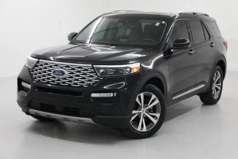 More photos of 2020 Ford Explorer Platinum at Jim Falk Motors, MO