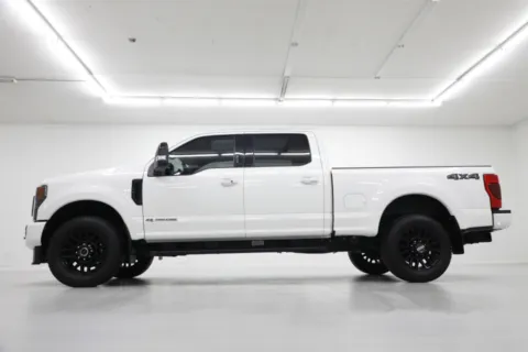 Another view of 2022 Ford Super Duty F-250 SRW LARIAT for sale in Clinton, MO at Jim Falk Motors