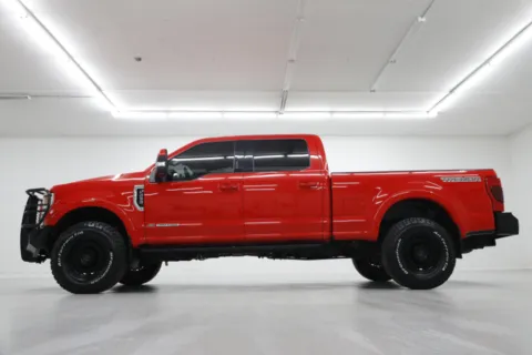 Another view of 2022 Ford Super Duty F-250 SRW LARIAT for sale in Clinton, MO at Jim Falk Motors