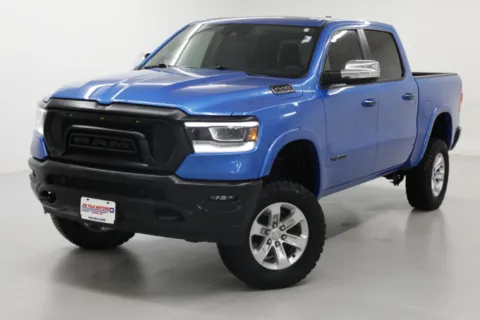 More photos of 2022 Ram 1500 Laramie at Jim Falk Motors, MO