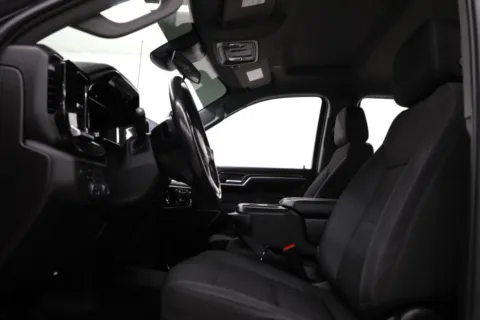 More photos of 2022 Chevrolet Silverado 1500 LT at Jim Falk Motors, MO